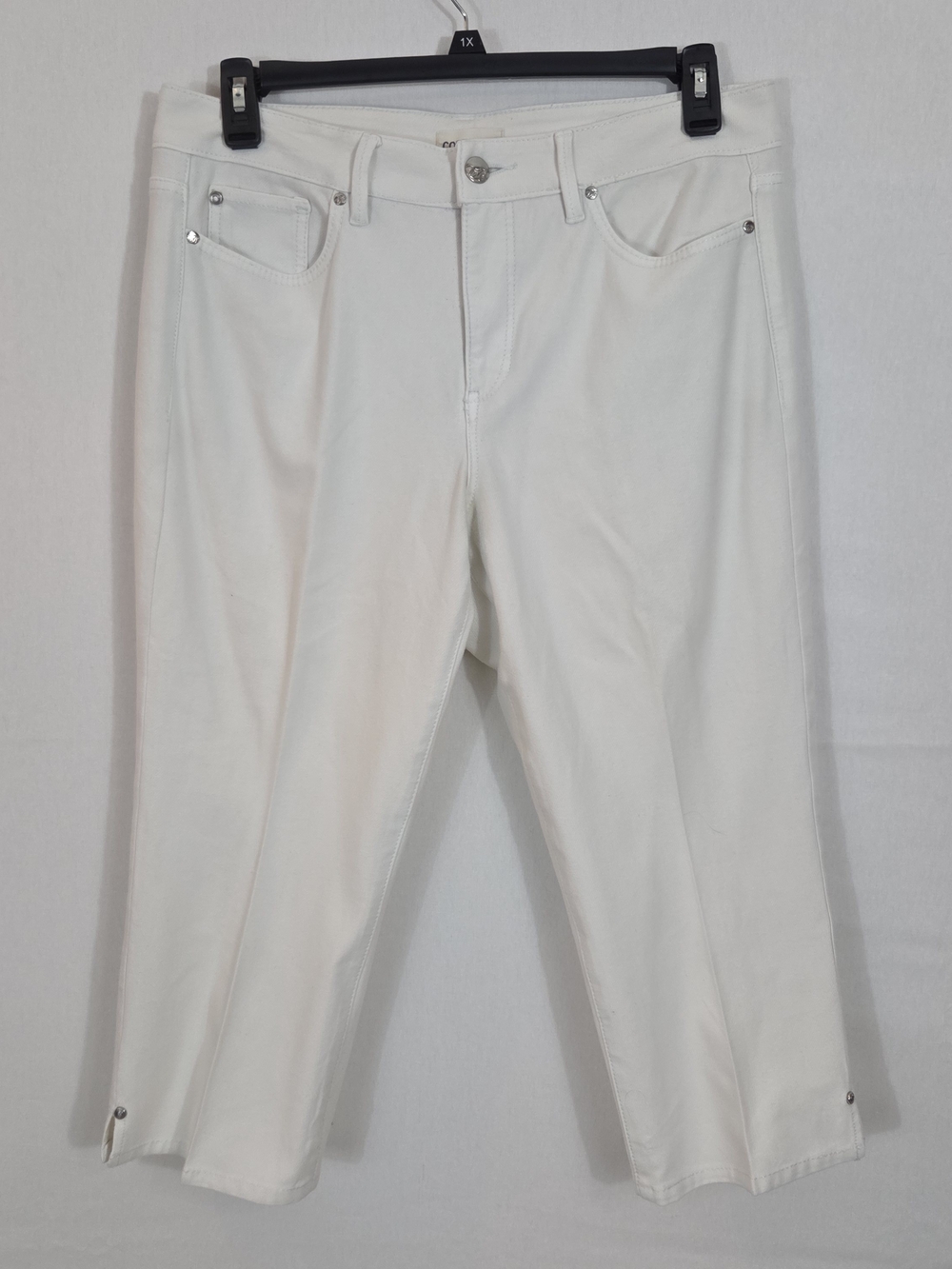 Code Bleu White Straight-Leg Capri Jeans